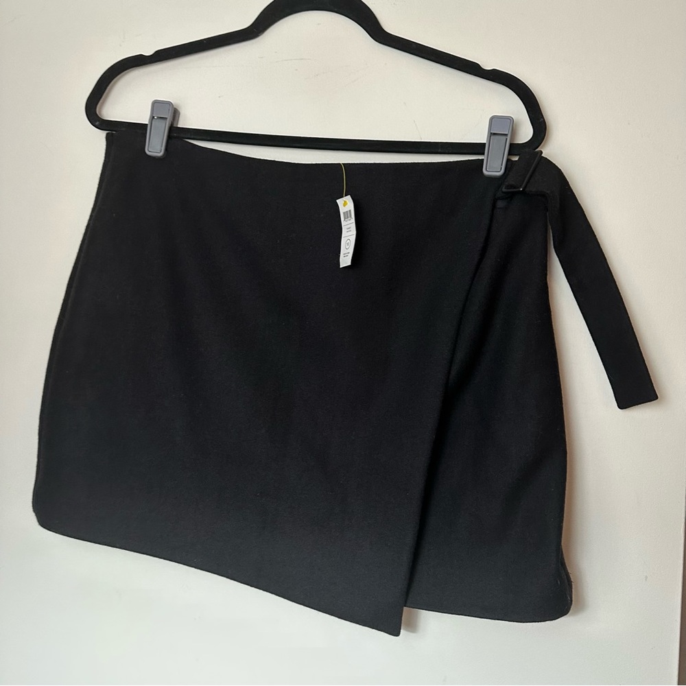 Kate Spade Saturday Black Wool Adjustable Buckle Over Winter Mini Skirt NWT 12